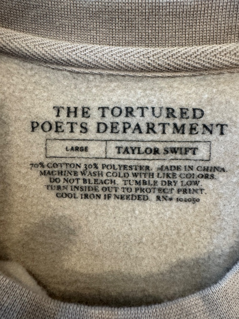 Women’s sweatshirt - The Tortured Poets Department - Taylor Swiflight sage green - Picture 6 of 6